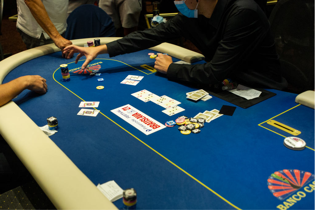 How to Calculate Pot Odds in Poker Blog